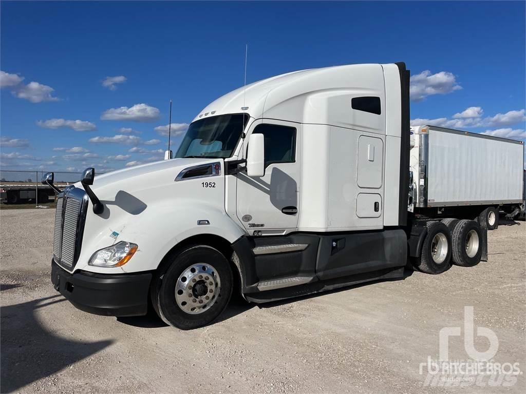 Kenworth T680 Autotractoare