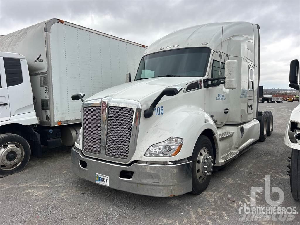 Kenworth T680 Autotractoare
