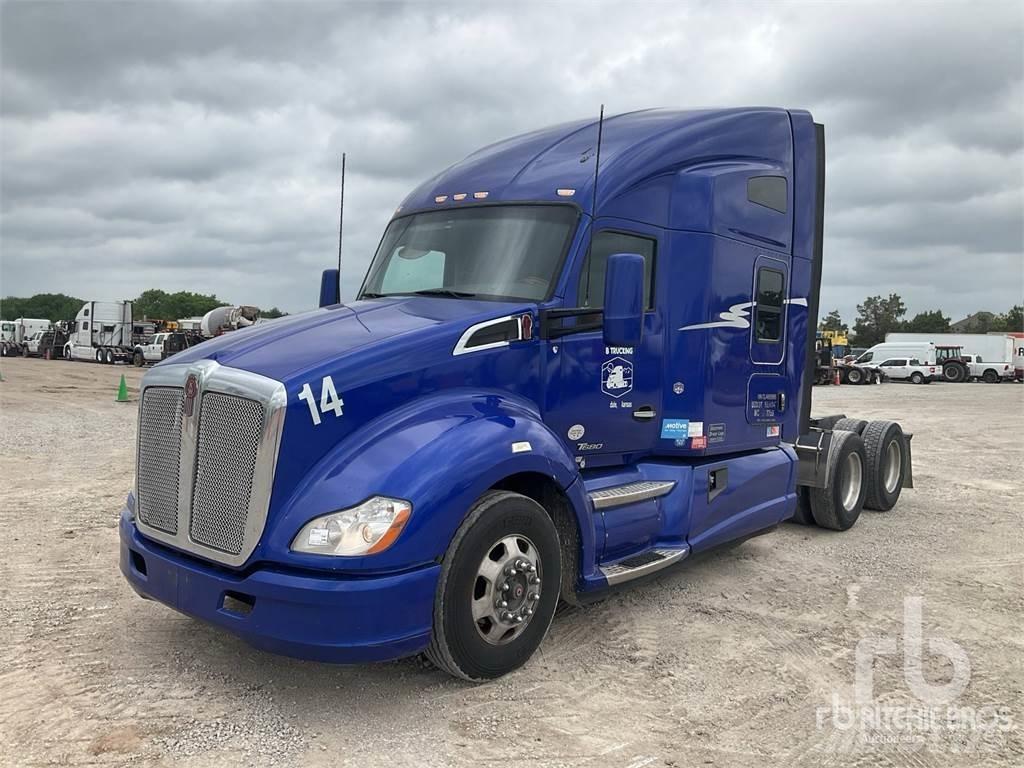 Kenworth T680 Autotractoare