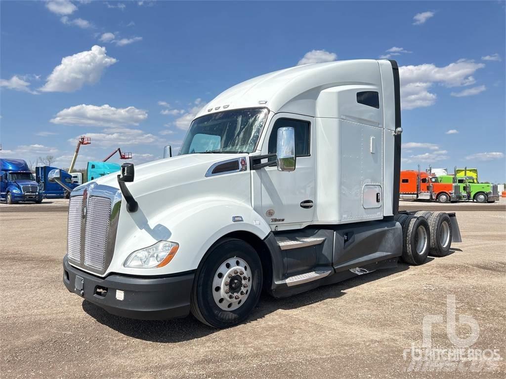 Kenworth T680 Autotractoare