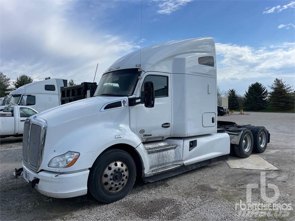 Kenworth T680 Autotractoare