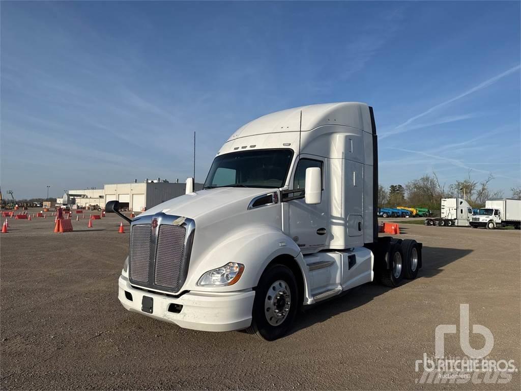 Kenworth T680 Autotractoare