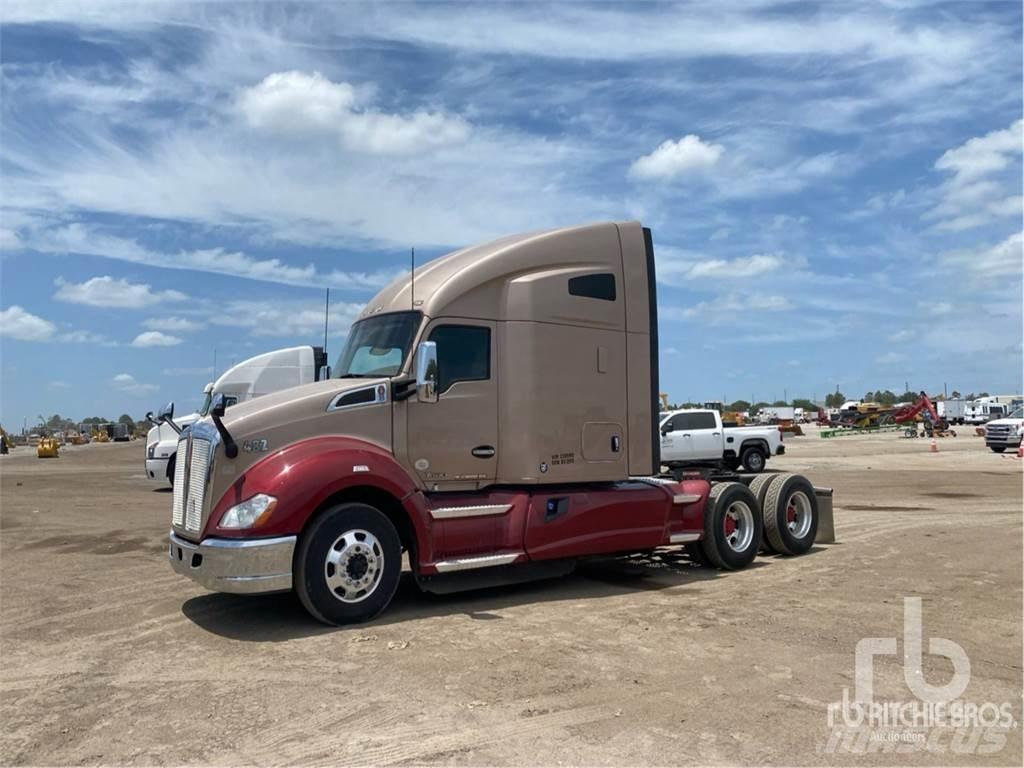 Kenworth T680 Autotractoare