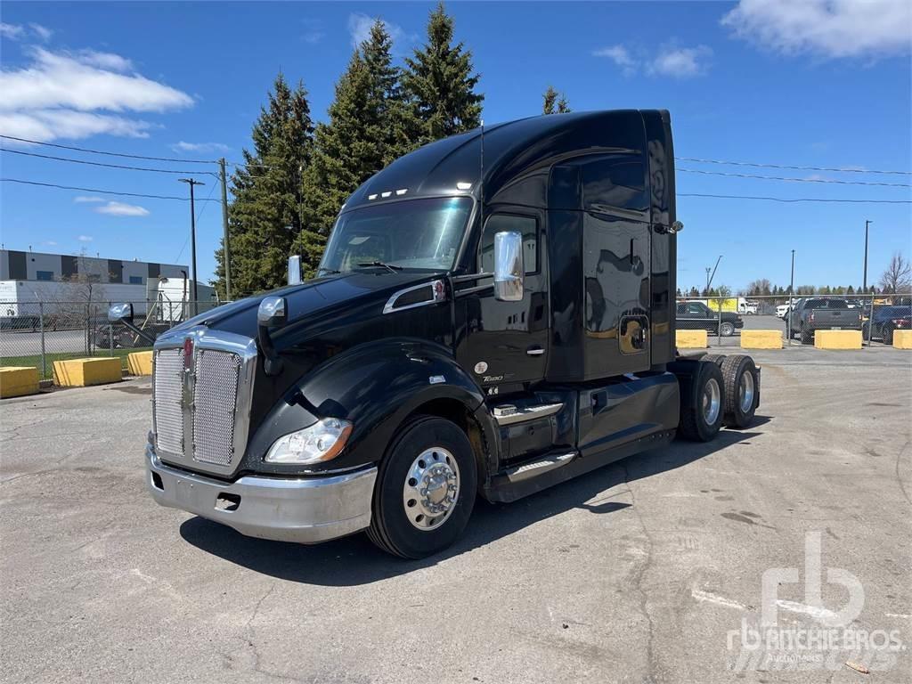 Kenworth T680 Autotractoare