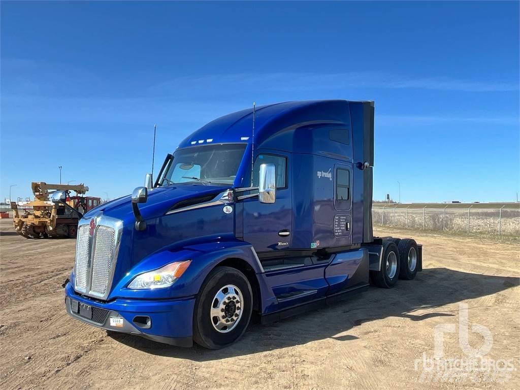 Kenworth T680 Autotractoare