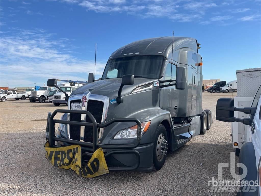Kenworth T680 Autotractoare
