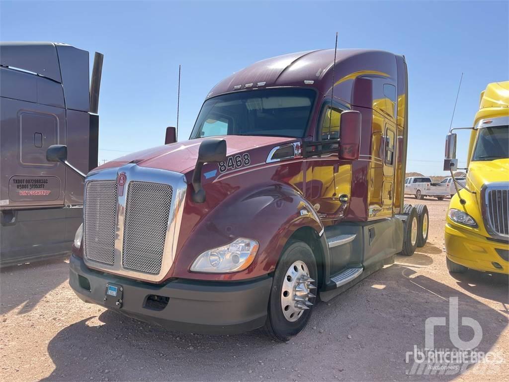 Kenworth T680 Autotractoare