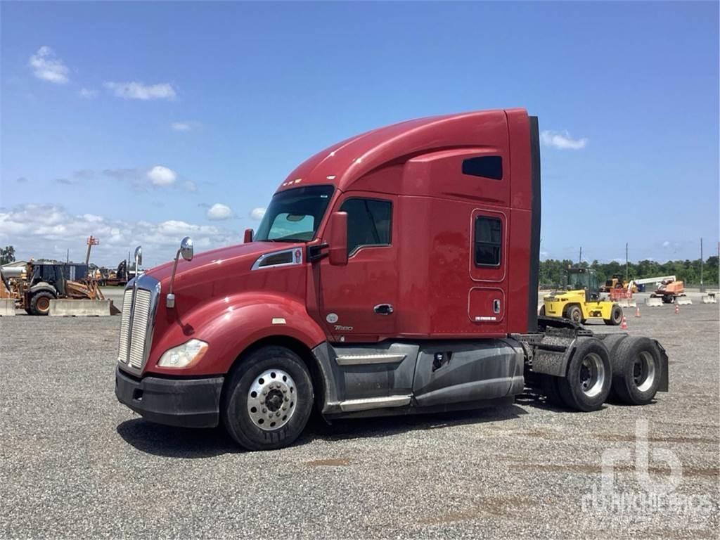 Kenworth T680 Autotractoare