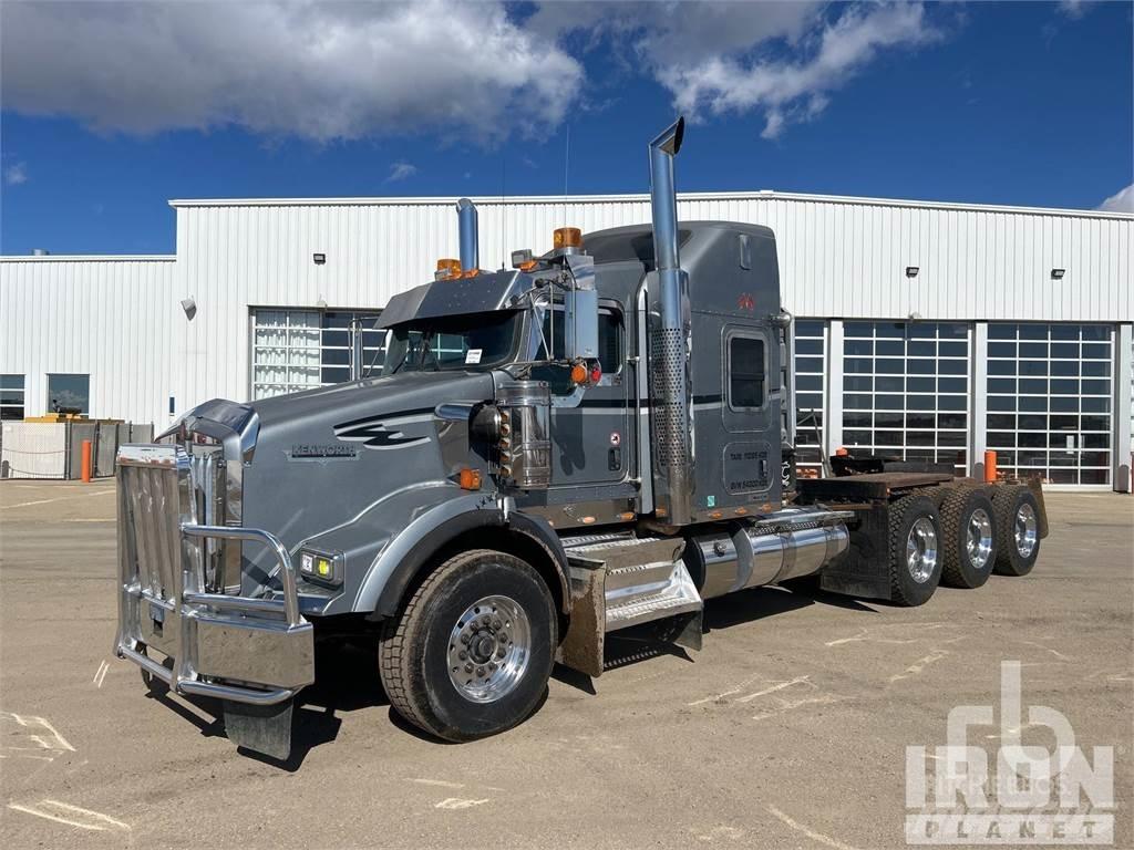 Kenworth T800 Autotractoare