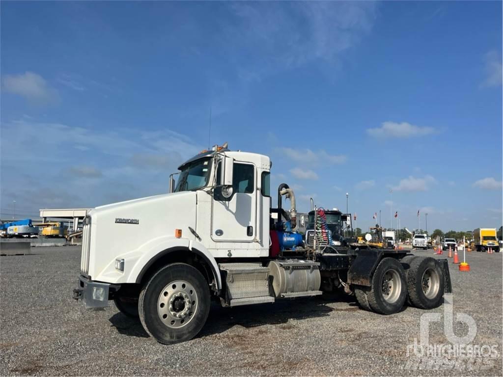 Kenworth T800 Autotractoare
