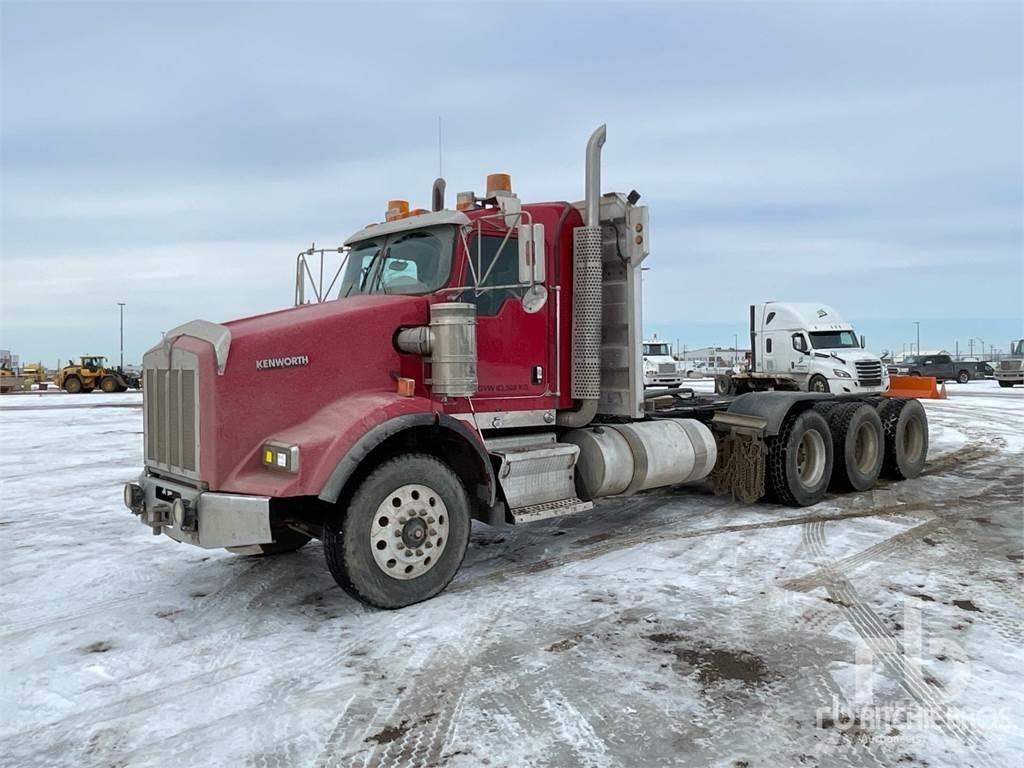 Kenworth T800 Autotractoare
