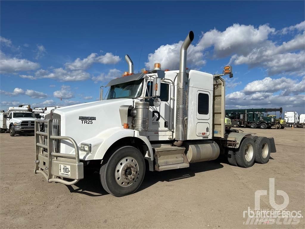 Kenworth T800 Autotractoare
