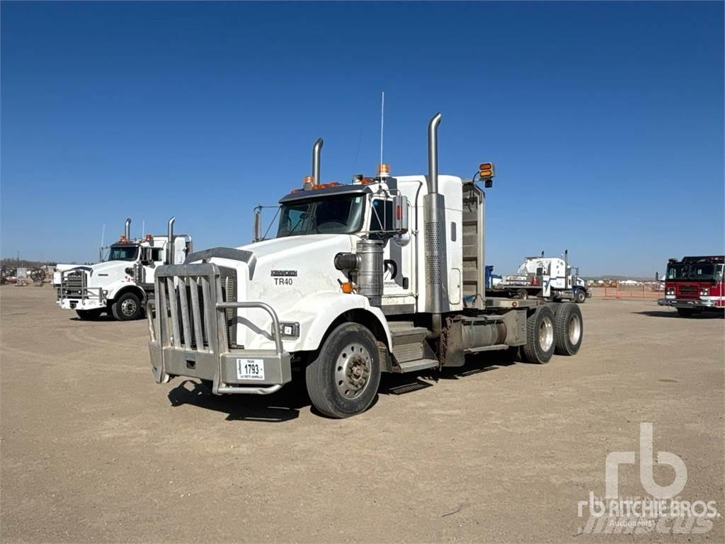 Kenworth T800 Autotractoare