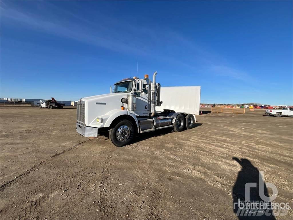 Kenworth T800 Autotractoare