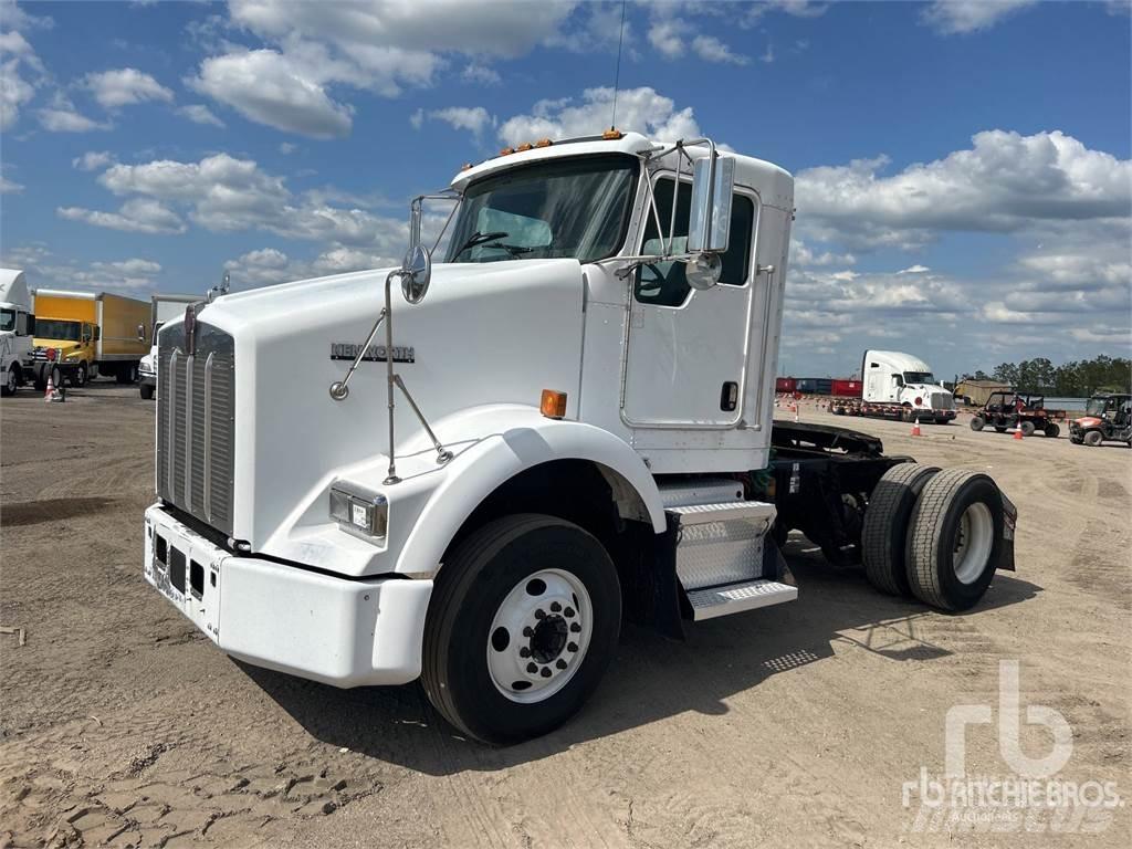 Kenworth T800 Autotractoare