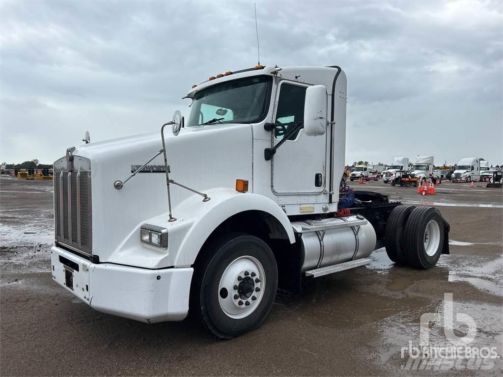 Kenworth T800 Autotractoare