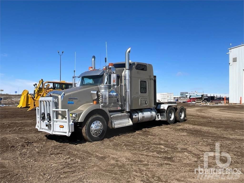 Kenworth T800 Autotractoare