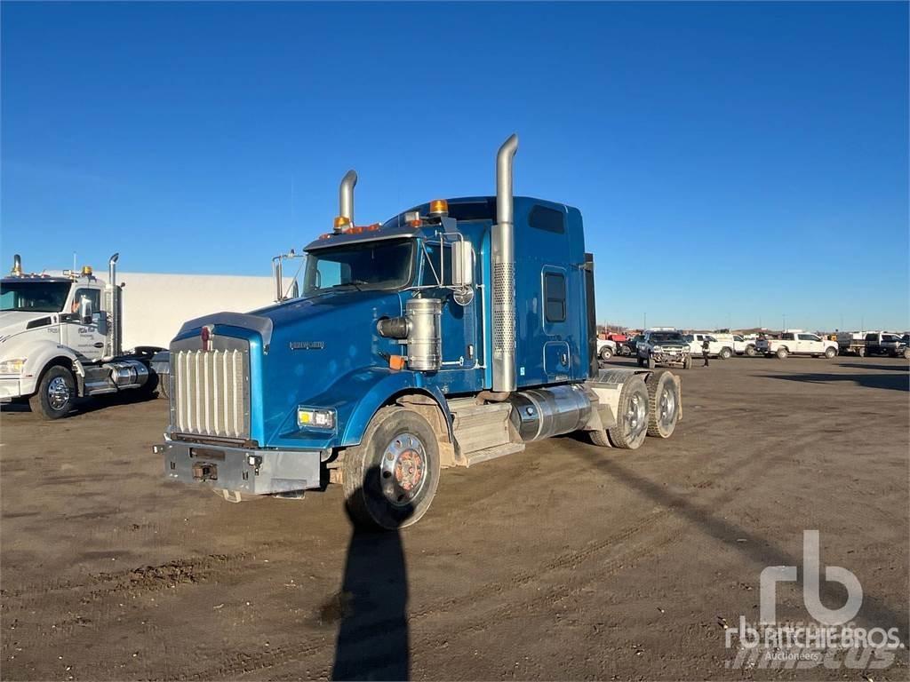 Kenworth T800 Autotractoare