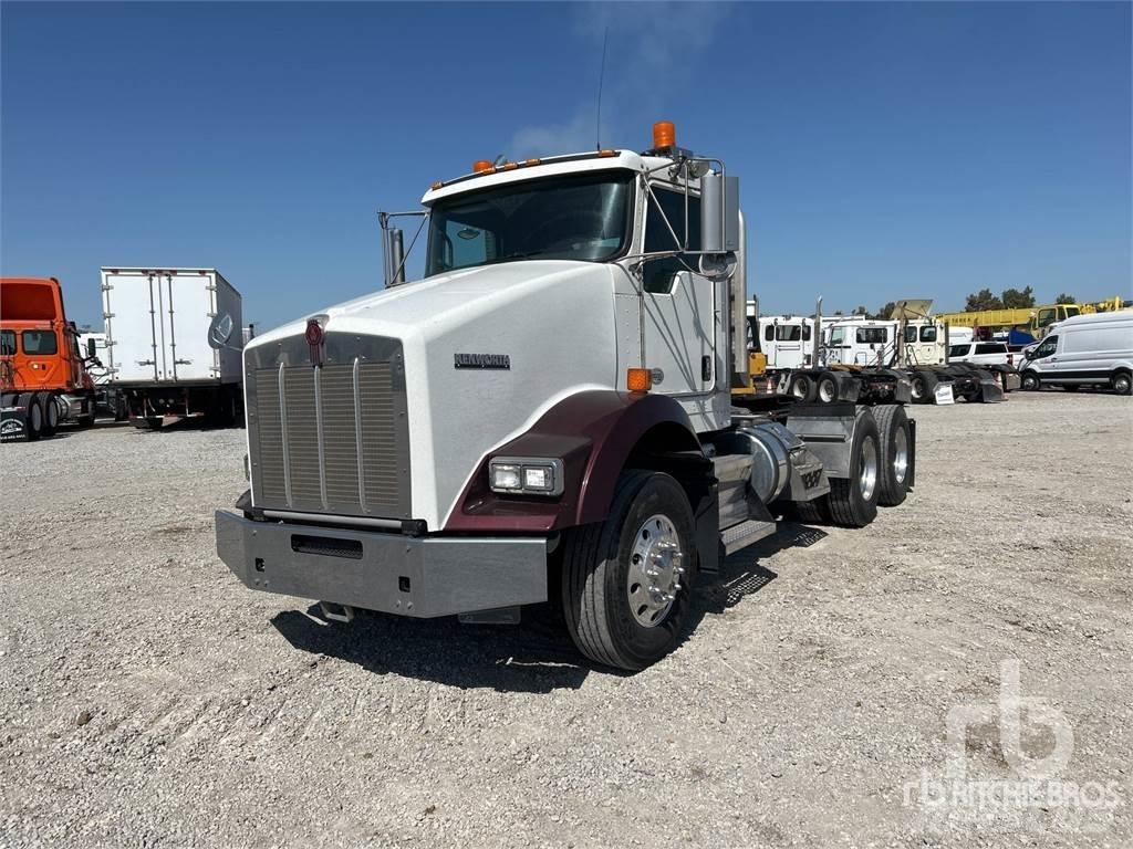 Kenworth T800 Autotractoare