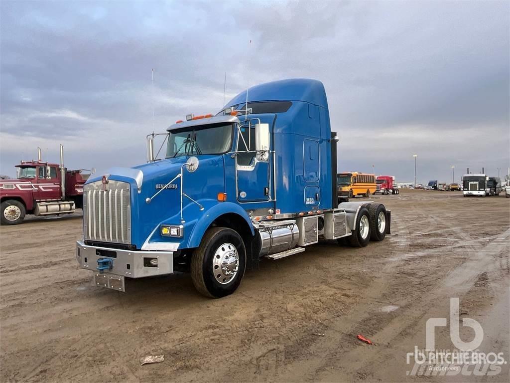 Kenworth T800 Autotractoare