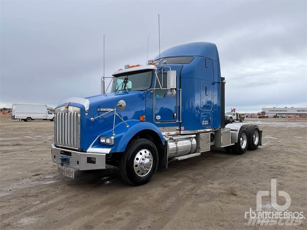 Kenworth T800 Autotractoare