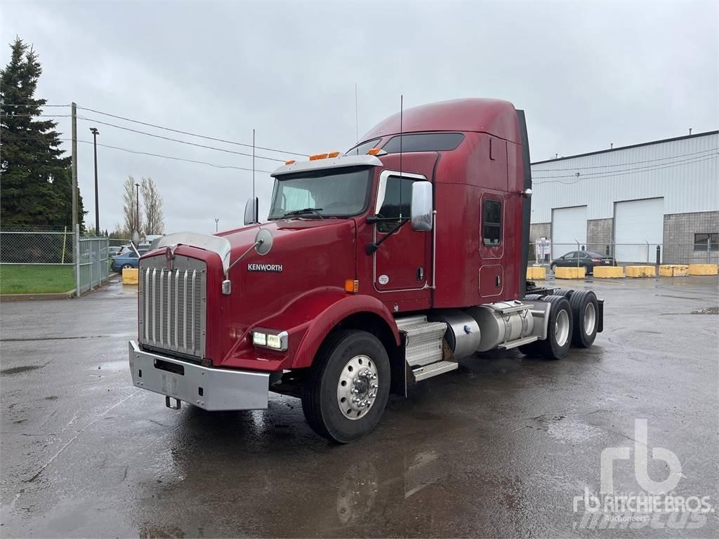 Kenworth T800 Autotractoare