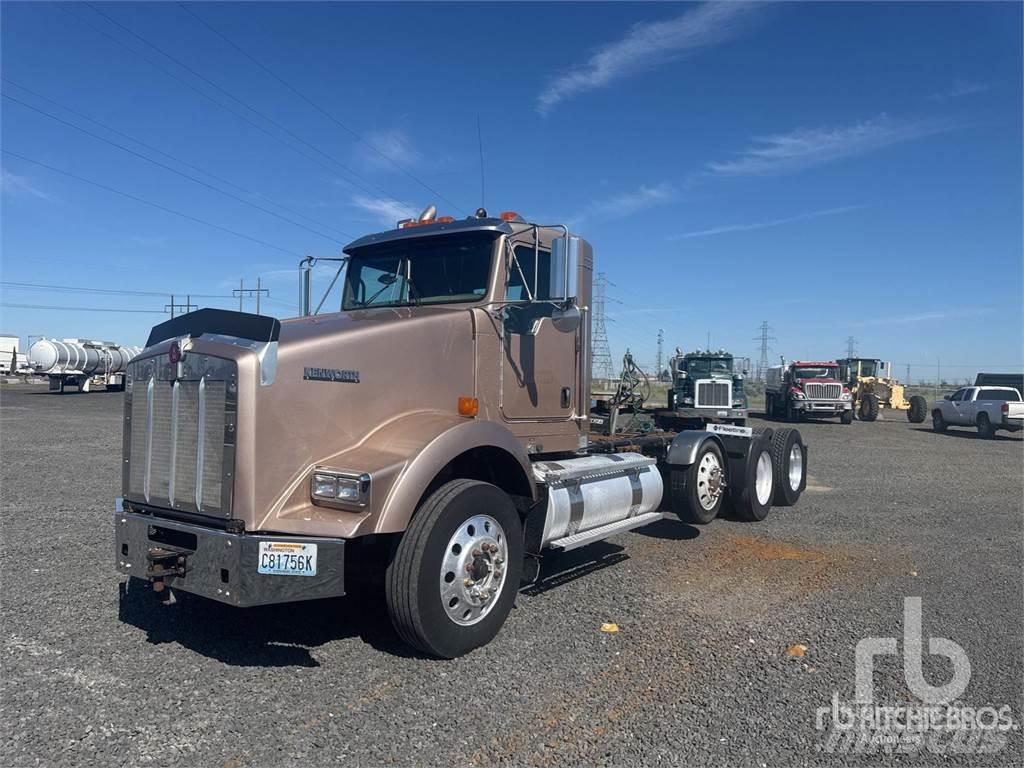 Kenworth T800 Autotractoare