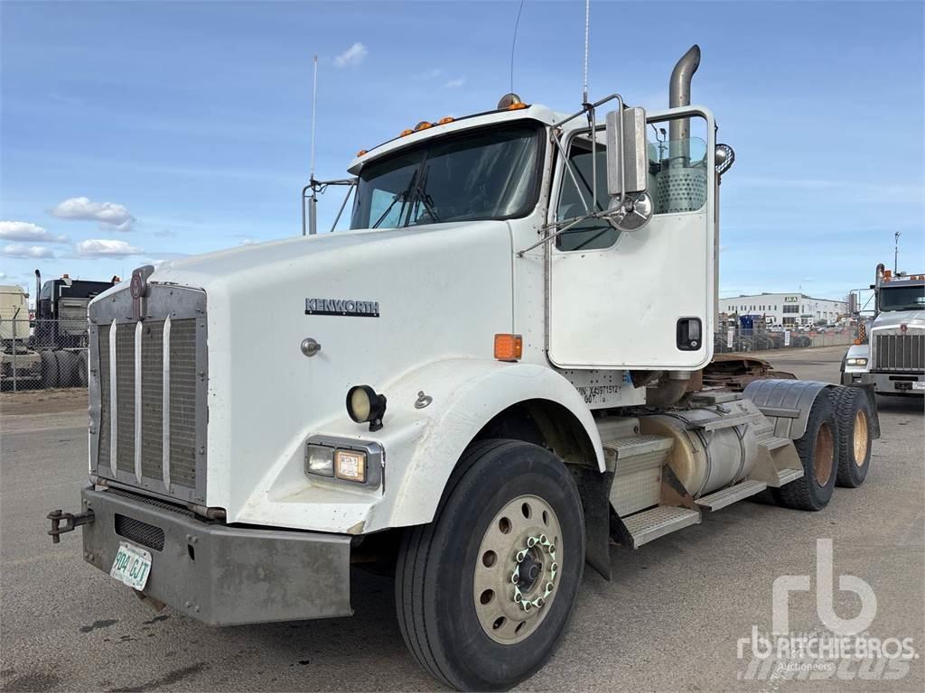 Kenworth T800 Autotractoare