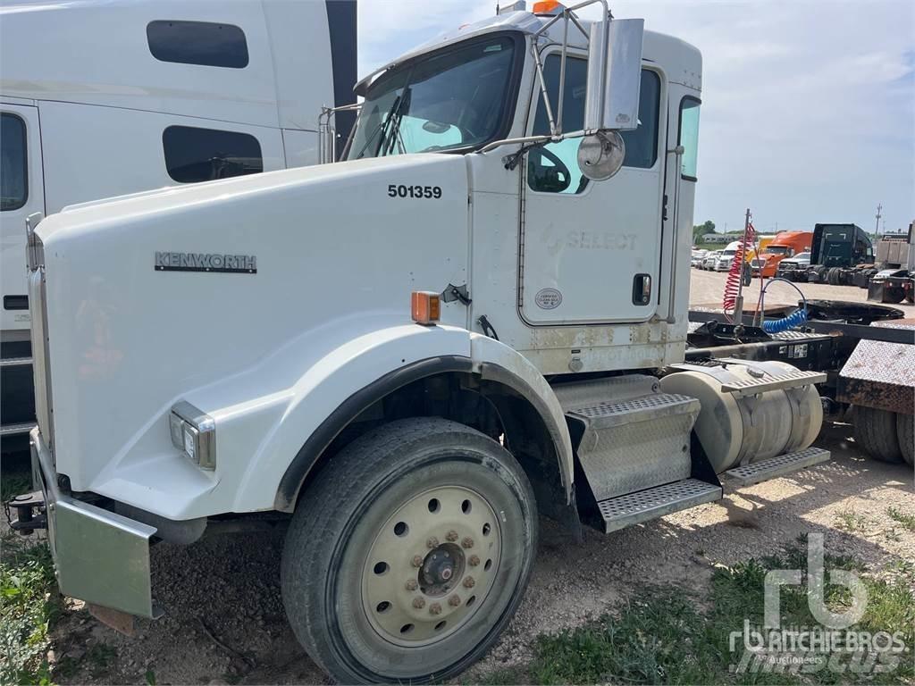 Kenworth T800 Autotractoare