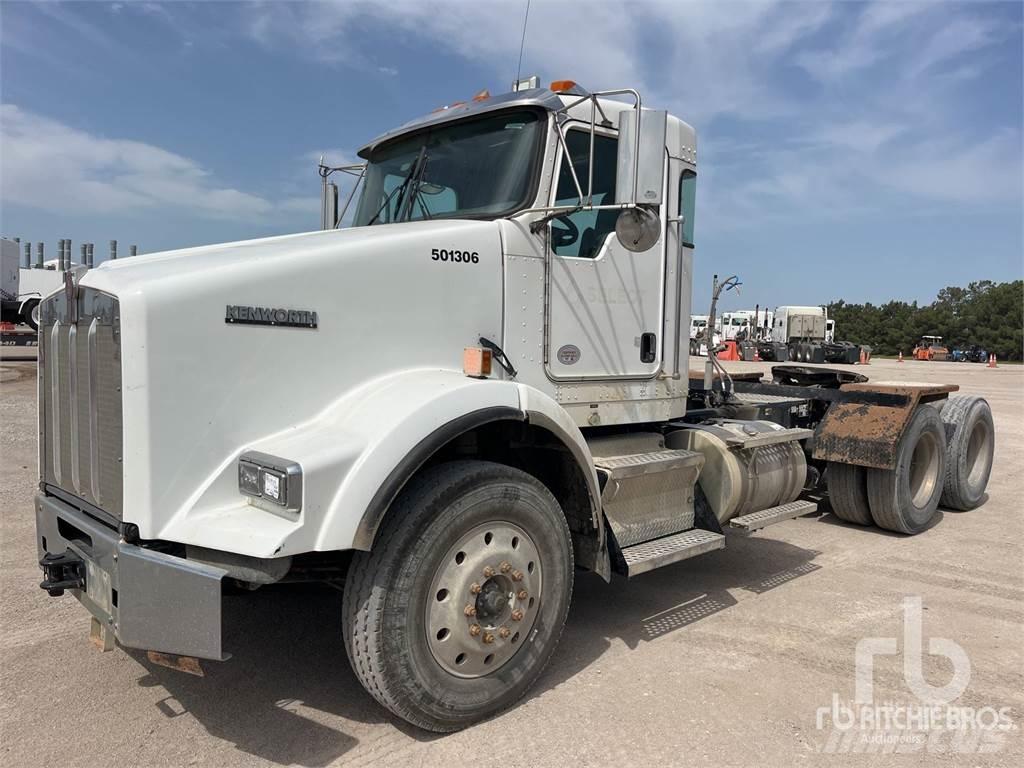 Kenworth T800 Autotractoare
