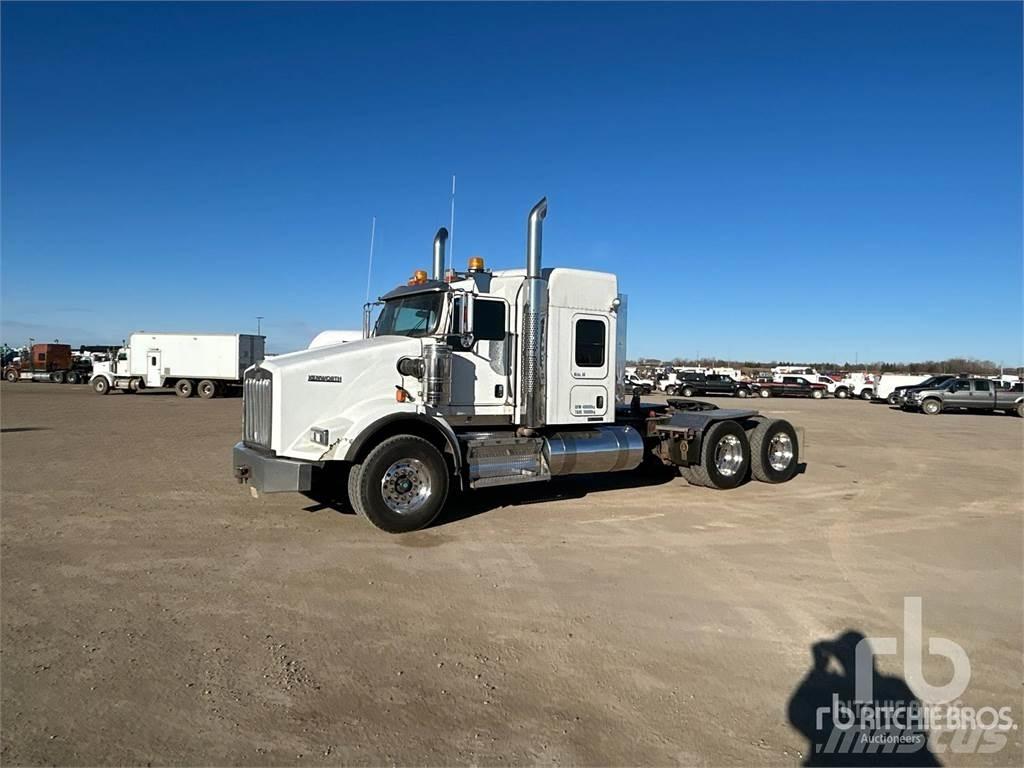 Kenworth T800 Autotractoare