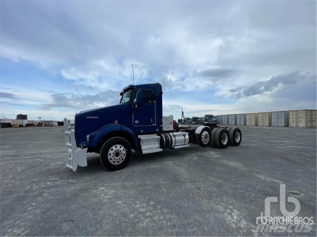 Kenworth T800 Autotractoare