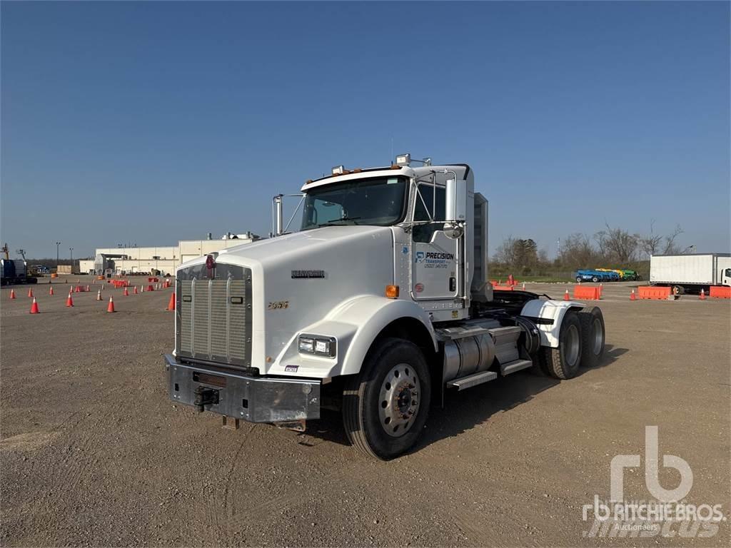 Kenworth T800 Autotractoare
