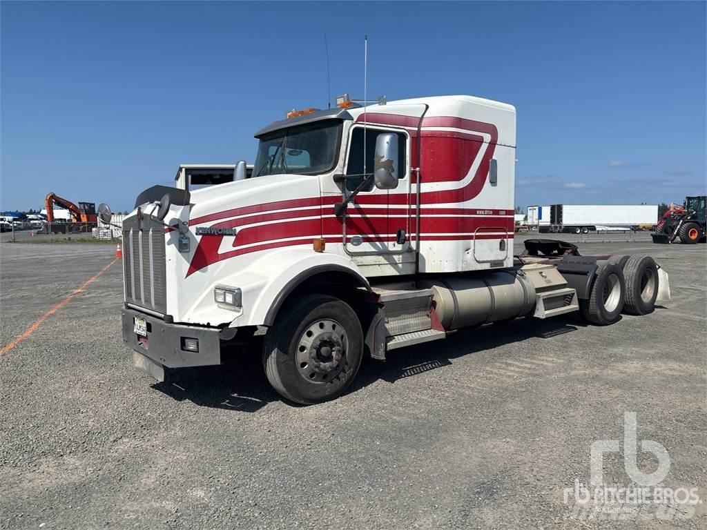 Kenworth T800 Autotractoare