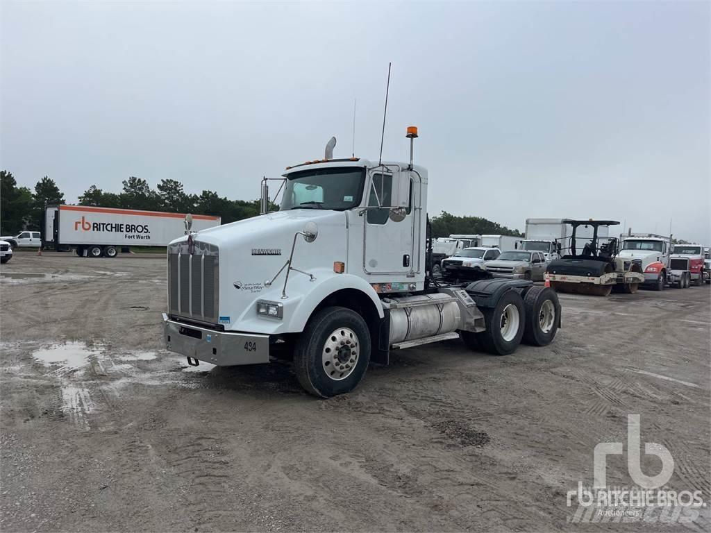 Kenworth T800 Autotractoare