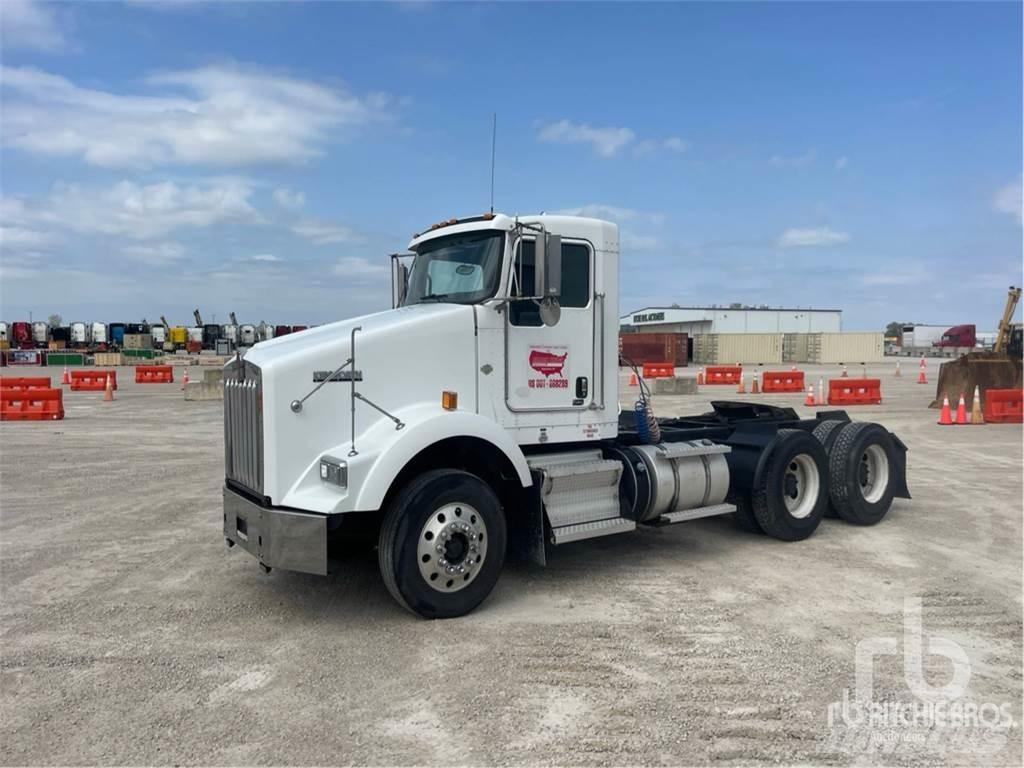 Kenworth T800 Autotractoare