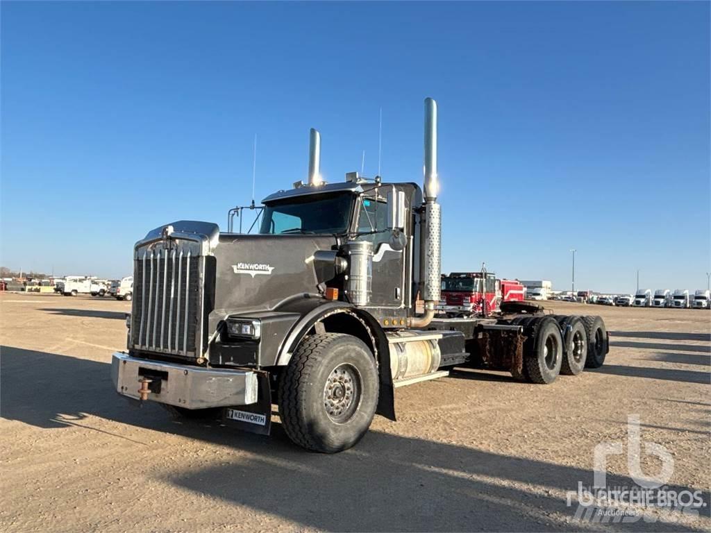 Kenworth T800 Autotractoare