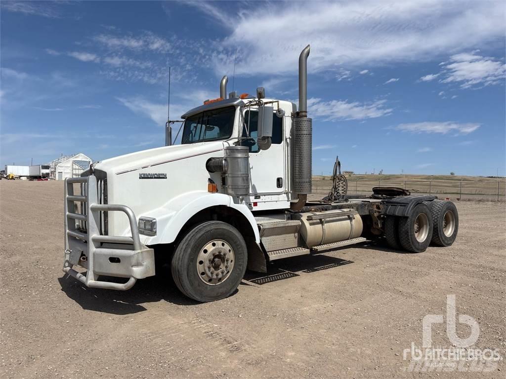 Kenworth T800 Autotractoare