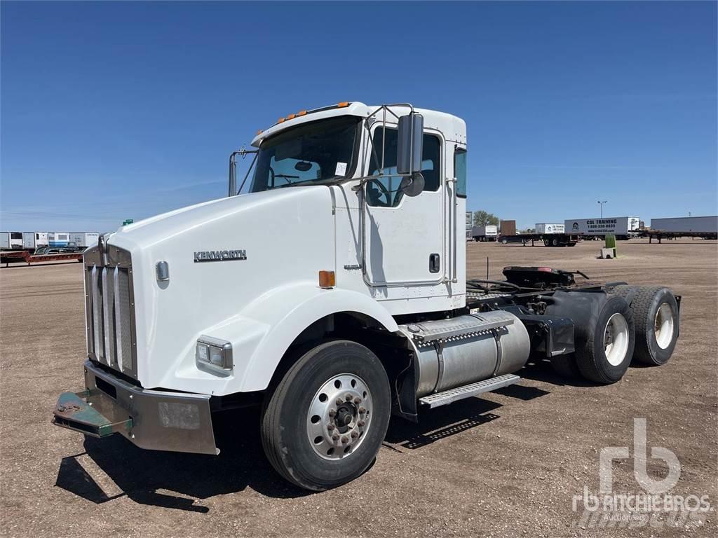Kenworth T800 Autotractoare