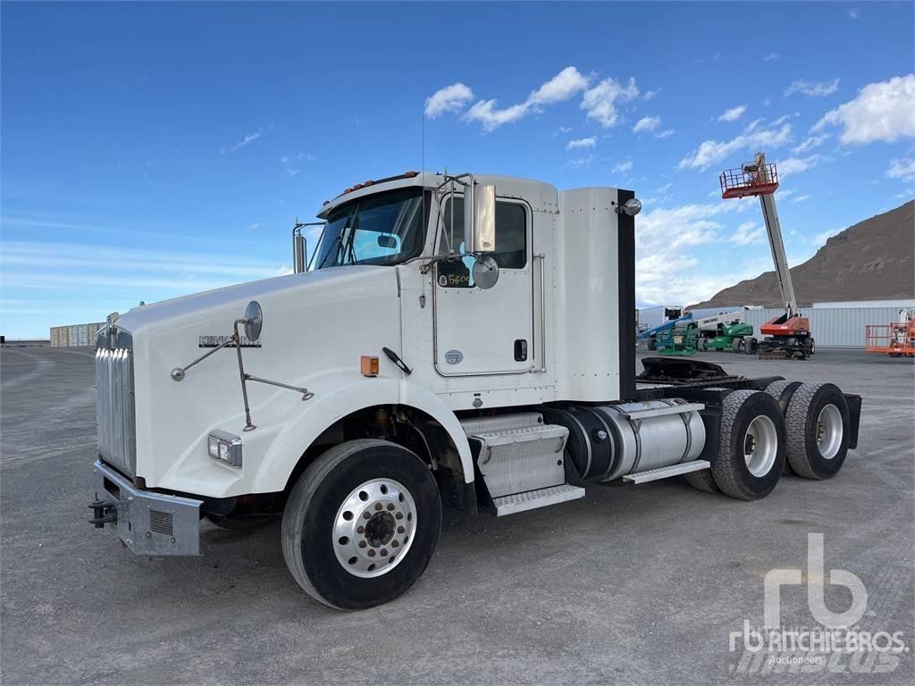 Kenworth T800 Autotractoare