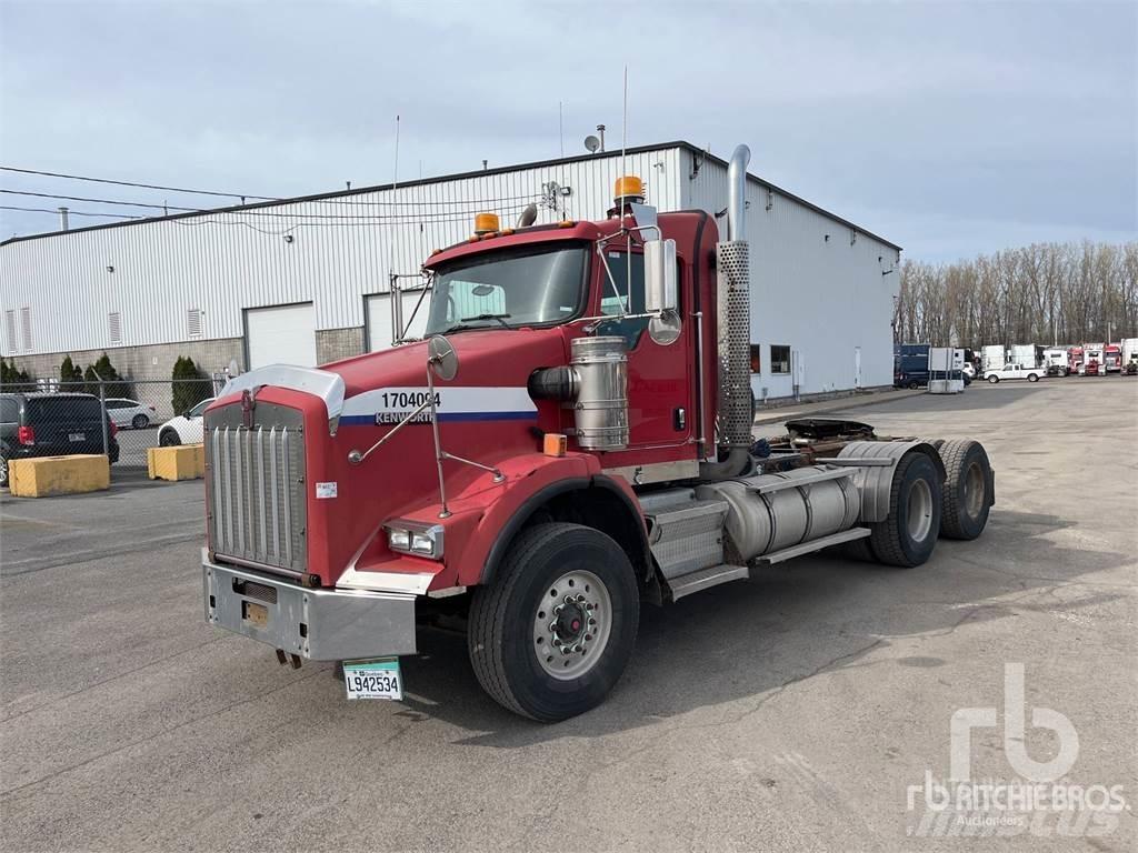 Kenworth T800 Autotractoare