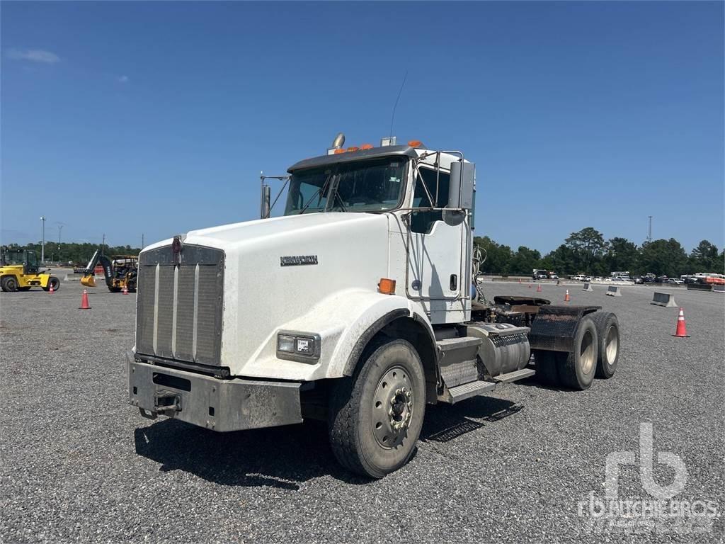 Kenworth T800 Autotractoare