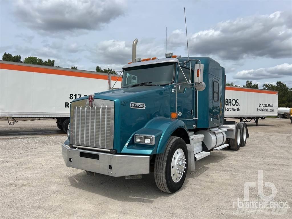 Kenworth T800 Autotractoare