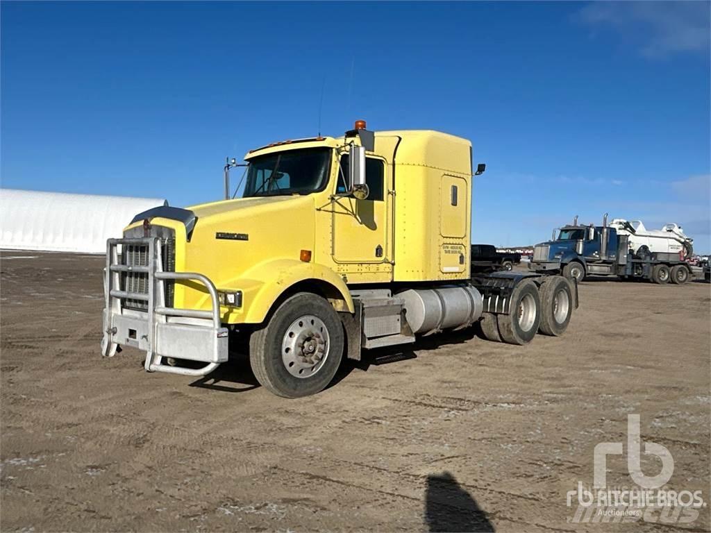 Kenworth T800B Autotractoare