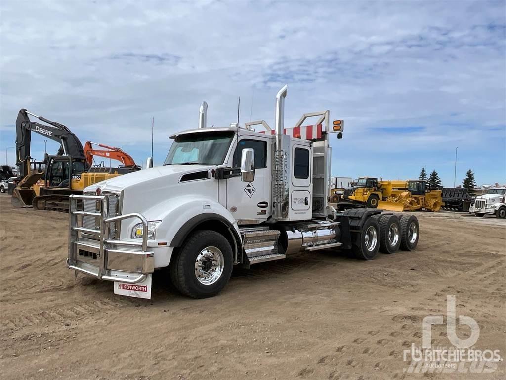 Kenworth T880 Autotractoare