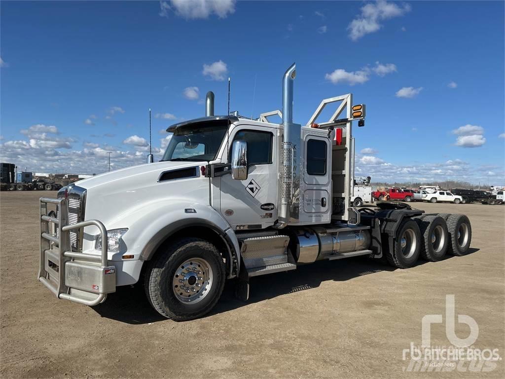 Kenworth T880 Autotractoare