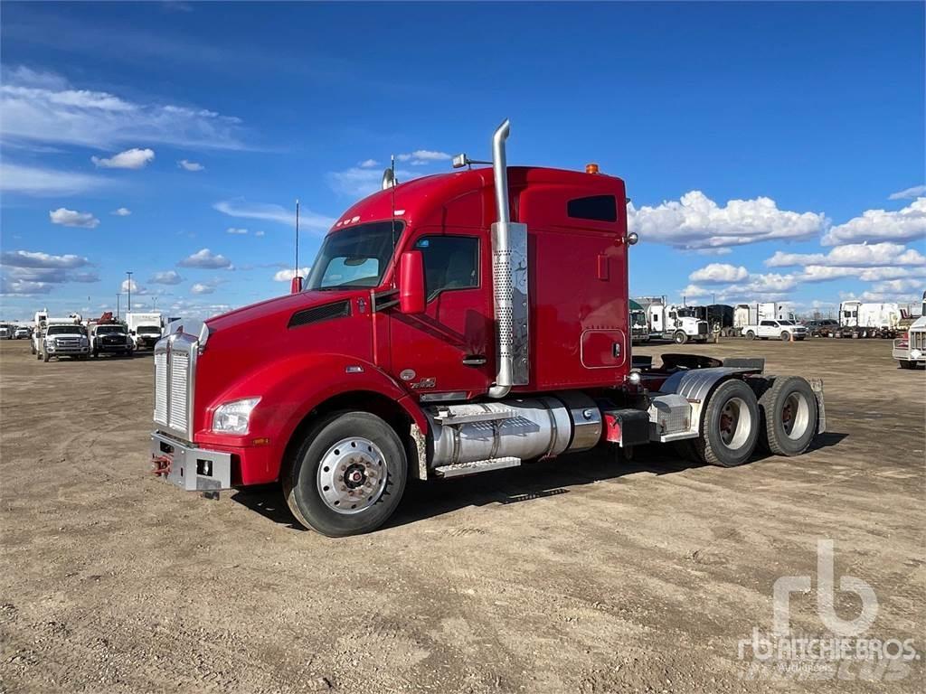 Kenworth T880 Autotractoare