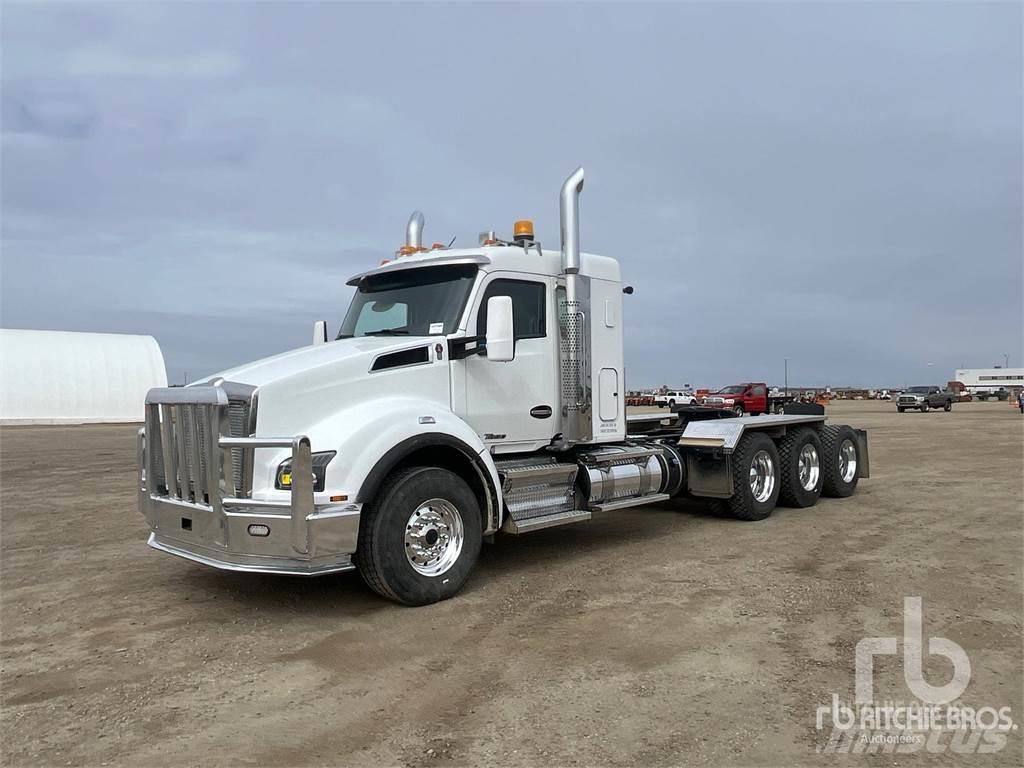 Kenworth T880 Autotractoare