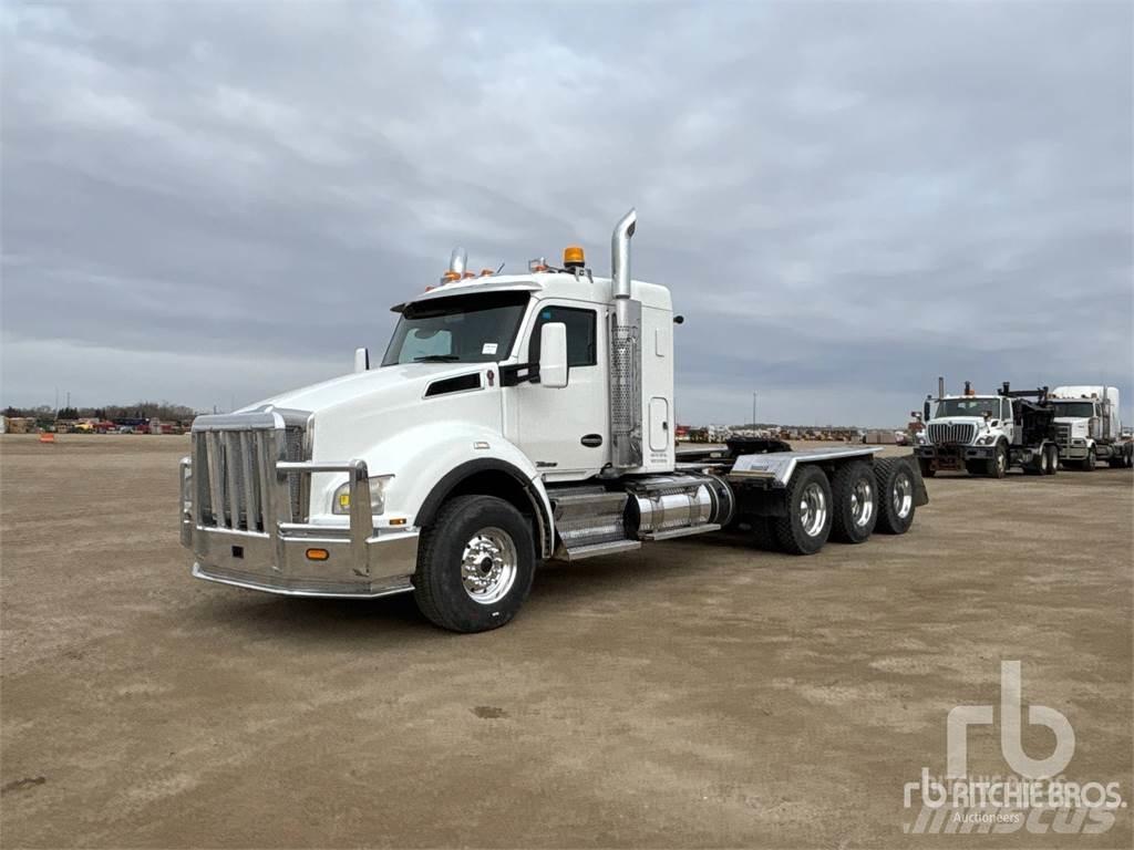 Kenworth T880 Autotractoare
