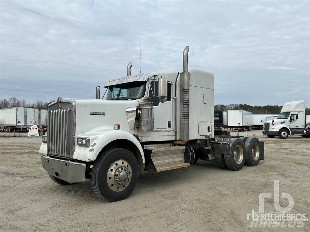 Kenworth W900 Autotractoare